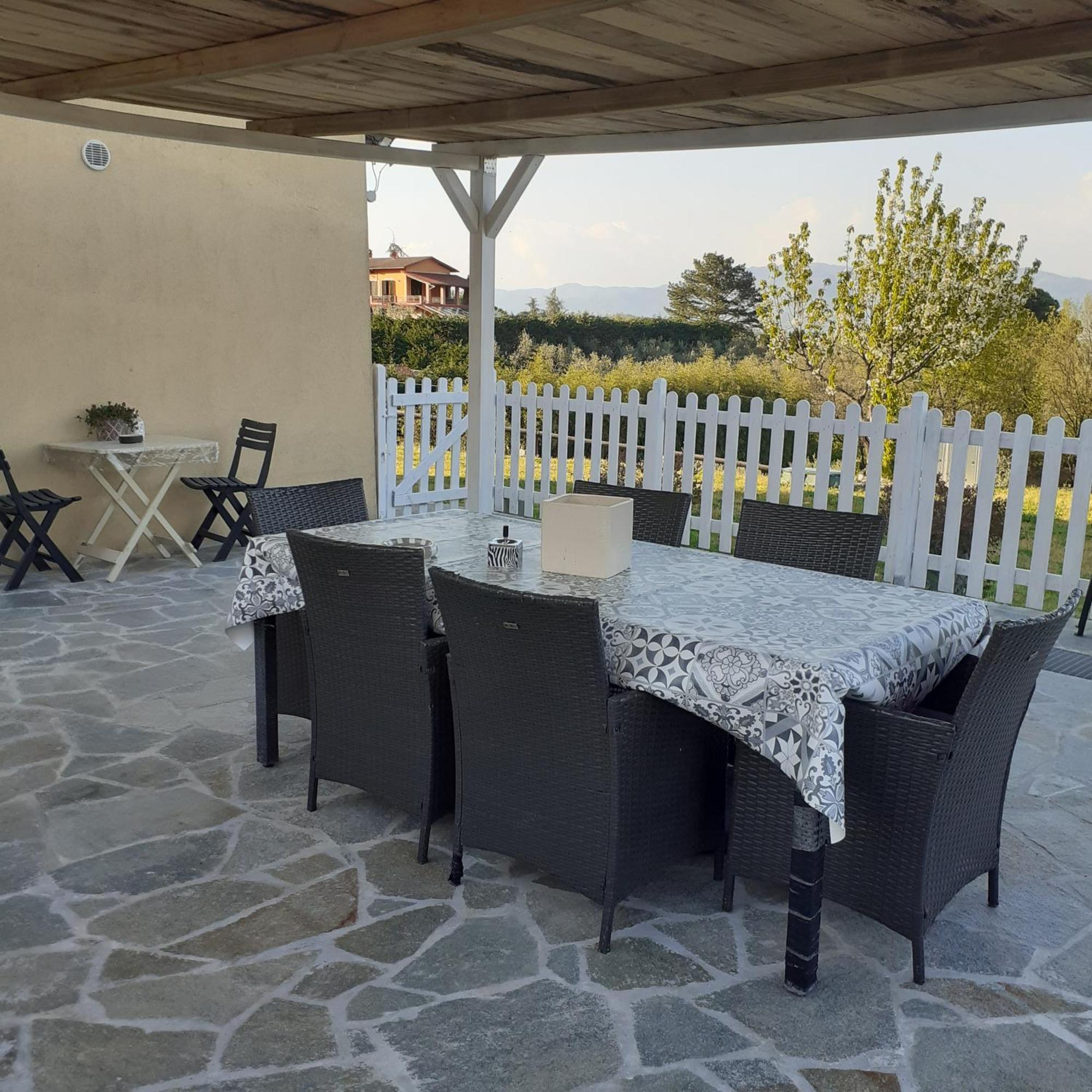 Casavacanze Baggioro Colle di Compito Eksteriør bilde